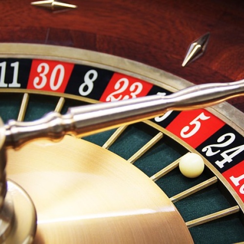 https://uktales.com/keuntungan-bermain-di-situs-slot-gacor-dengan-rtp-tinggi/